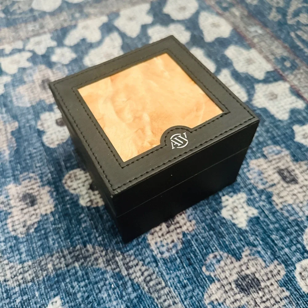 🆕 IN BOX!‎ • Aarni Scandanavian wooden watch • Vega Curly Birch